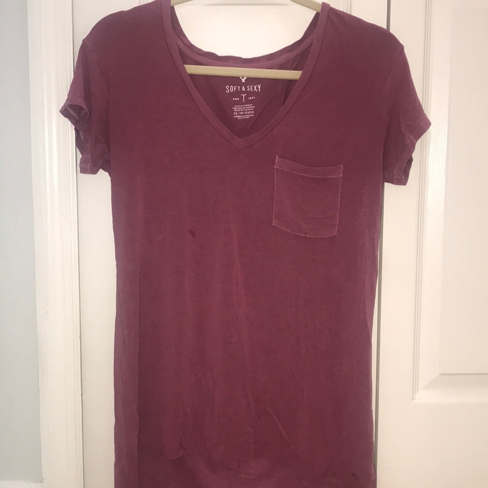 American Eagle Soft and Stretchy V-Neck Shirt